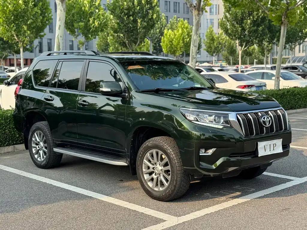 Toyota Prado — фото 3