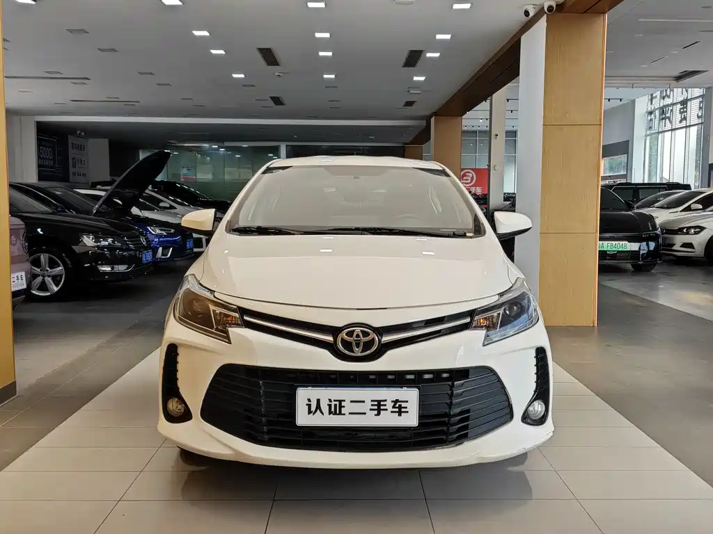 Toyota Vios — фото 3