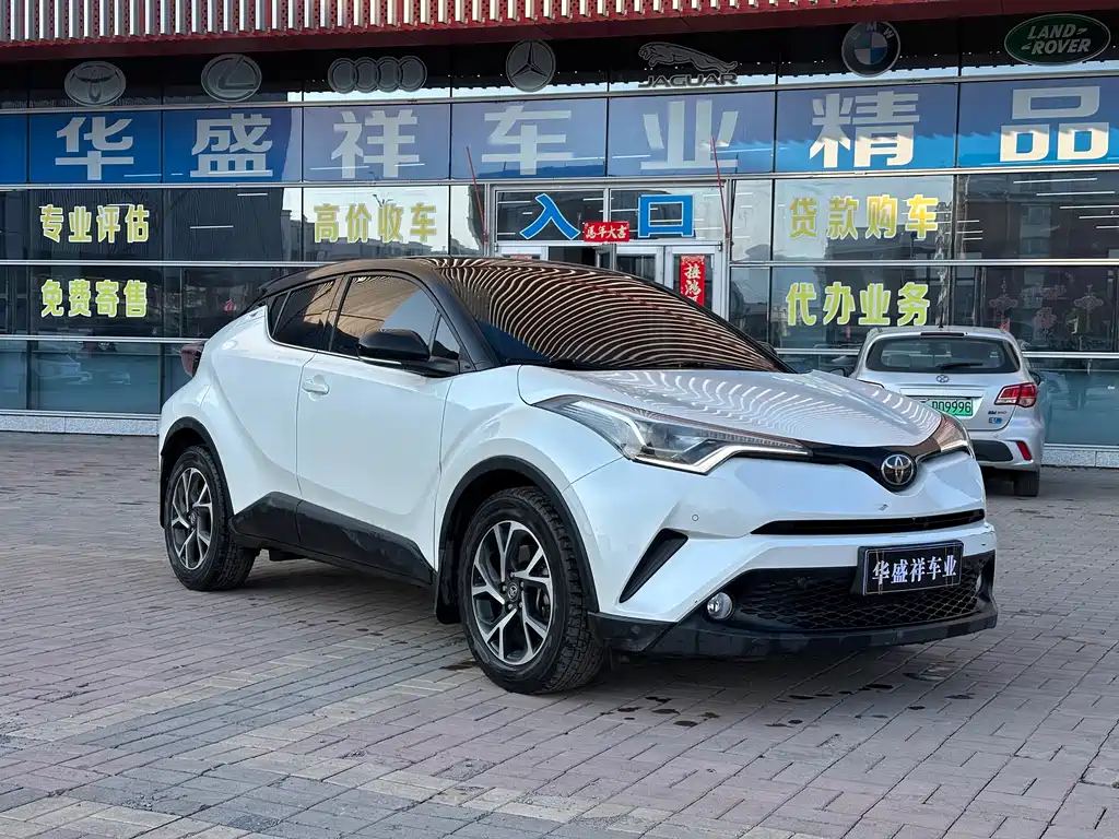 Toyota C-HR — фото 3