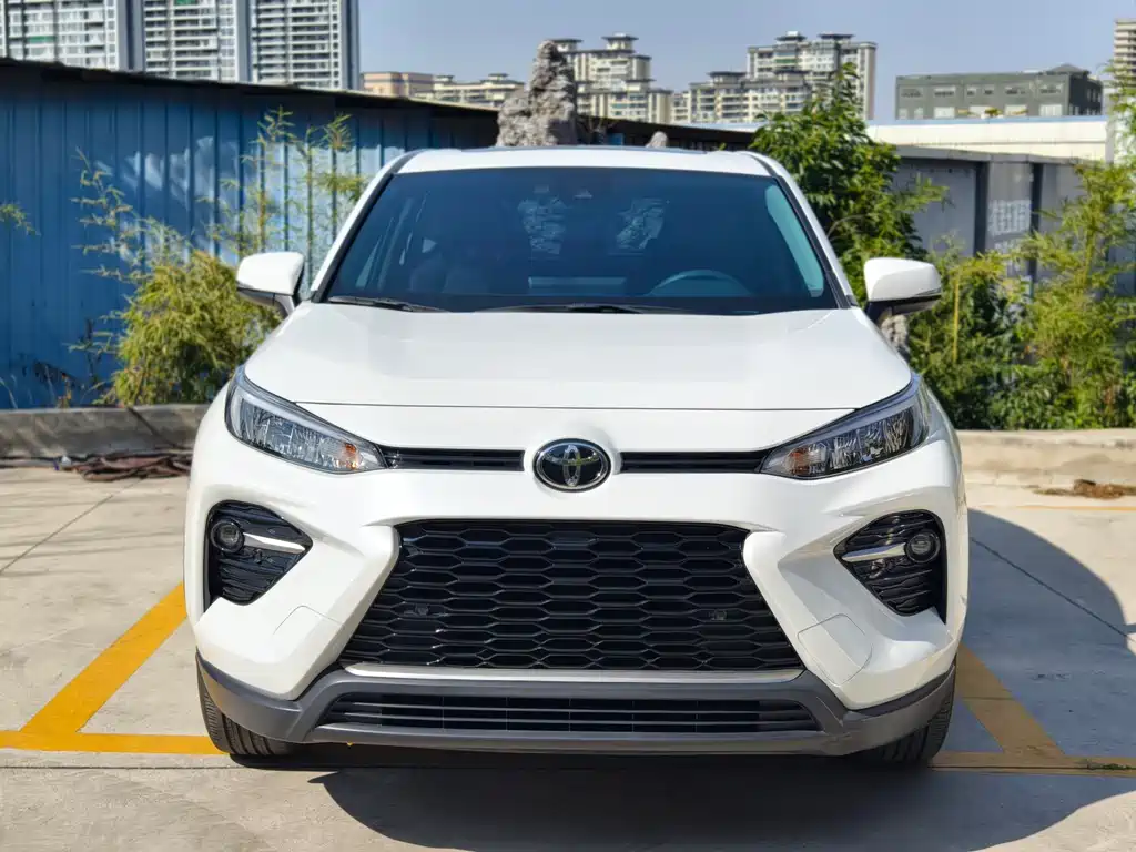 Toyota Wildlander — фото 2