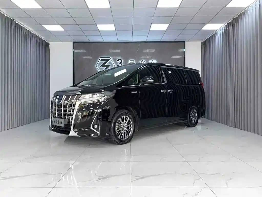 Toyota Alphard — фото 4