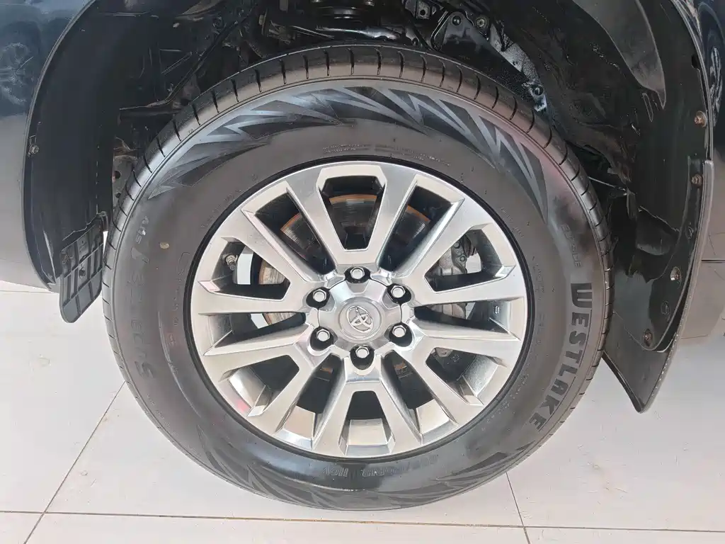 Toyota Prado (Import) — фото 5