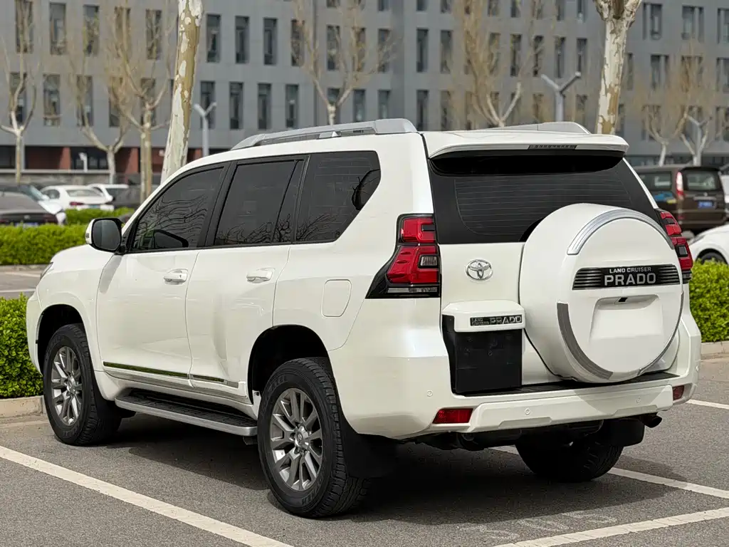 Toyota Prado (Import) — фото 4