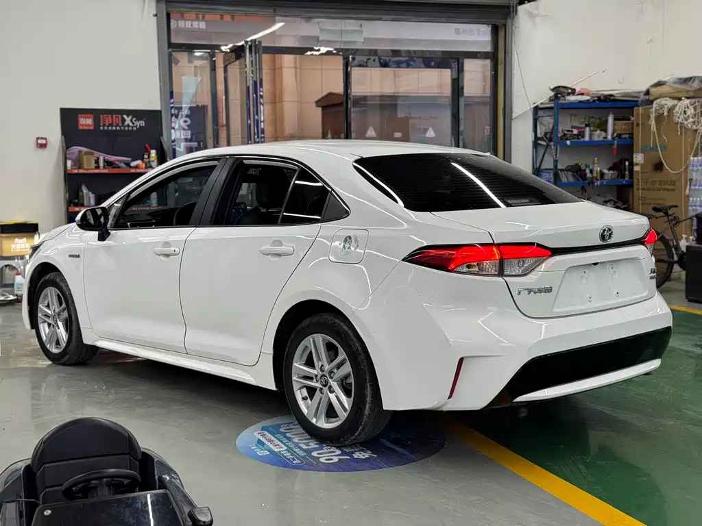 Toyota Levin — фото 10