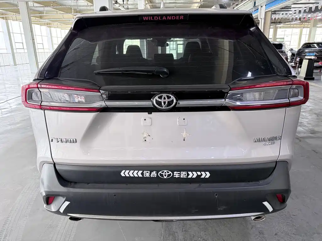 Toyota Wildlander — фото 18