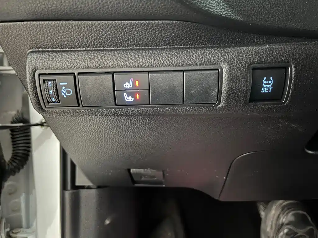 Toyota Levin — фото 16