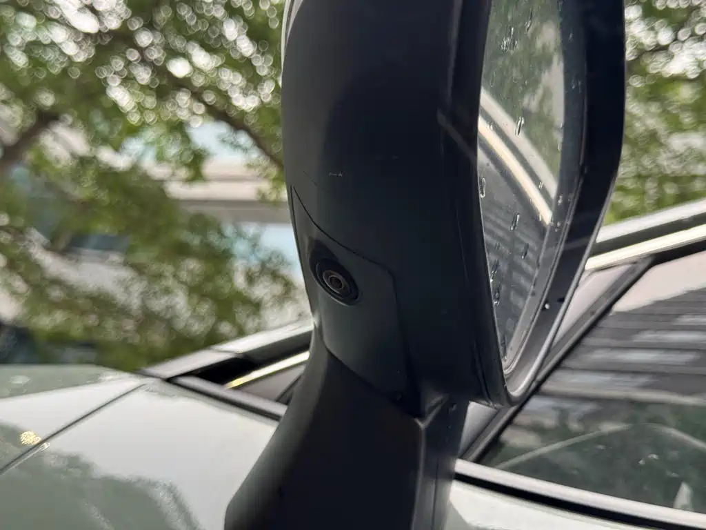 Toyota RAV4 — фото 15