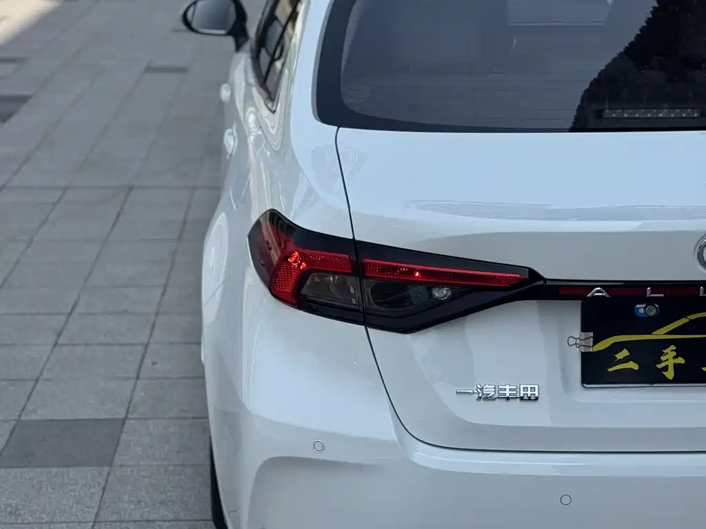 Toyota Allion — фото 16