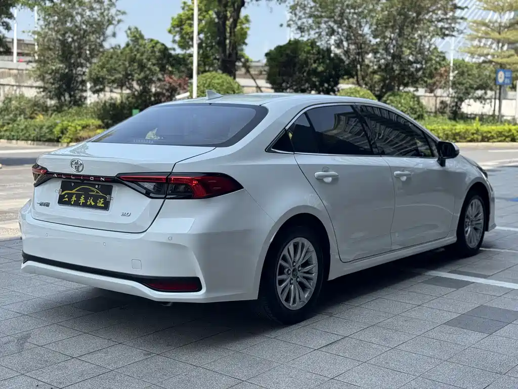 Toyota Allion — фото 17