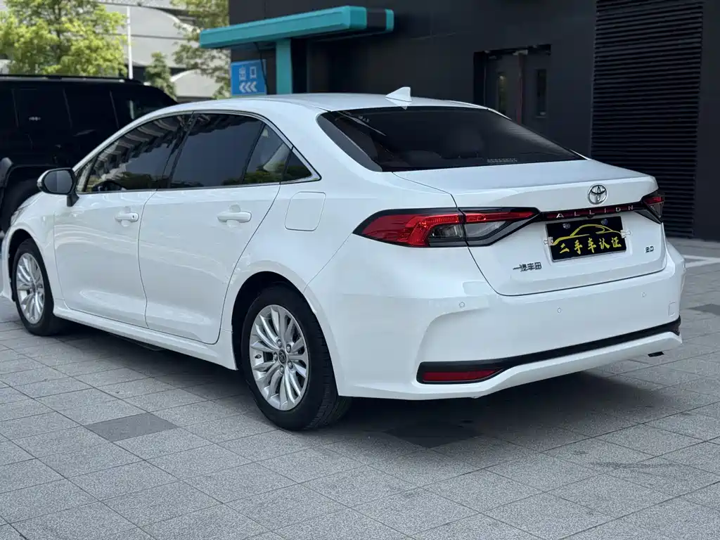 Toyota Allion — фото 18