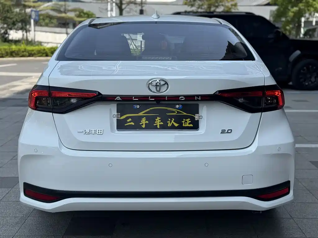 Toyota Allion — фото 20