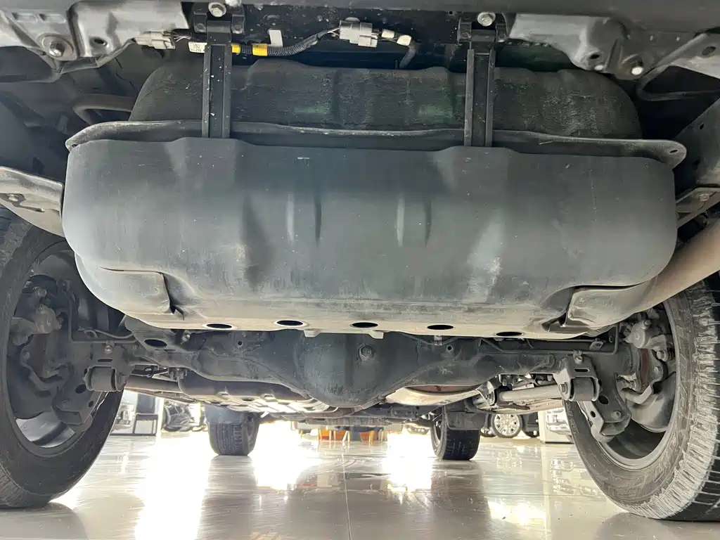 Toyota Prado (Import) — фото 23