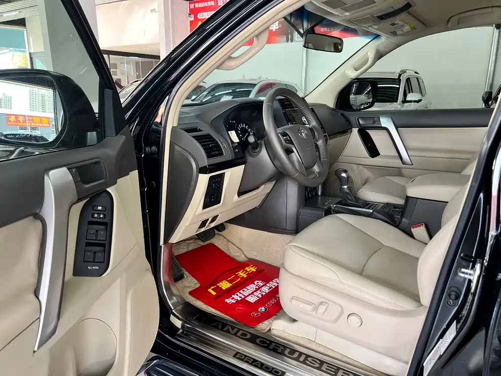 Toyota Prado (Import) — фото 7
