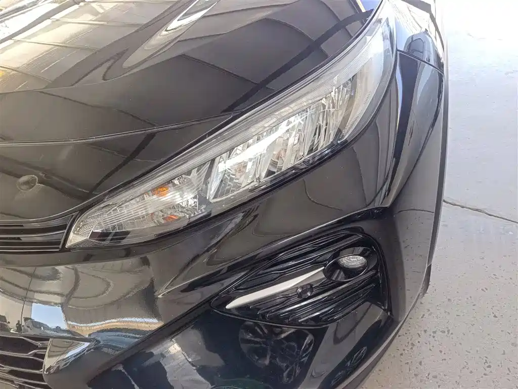 Toyota Wildlander — фото 15