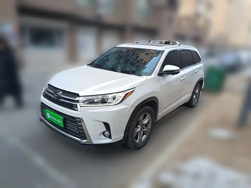 Toyota Highlander — фото 2