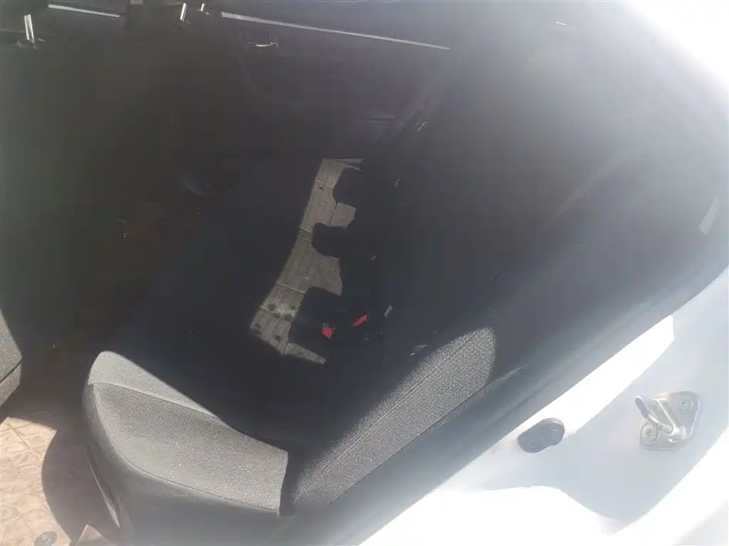 Toyota Levin — фото 17