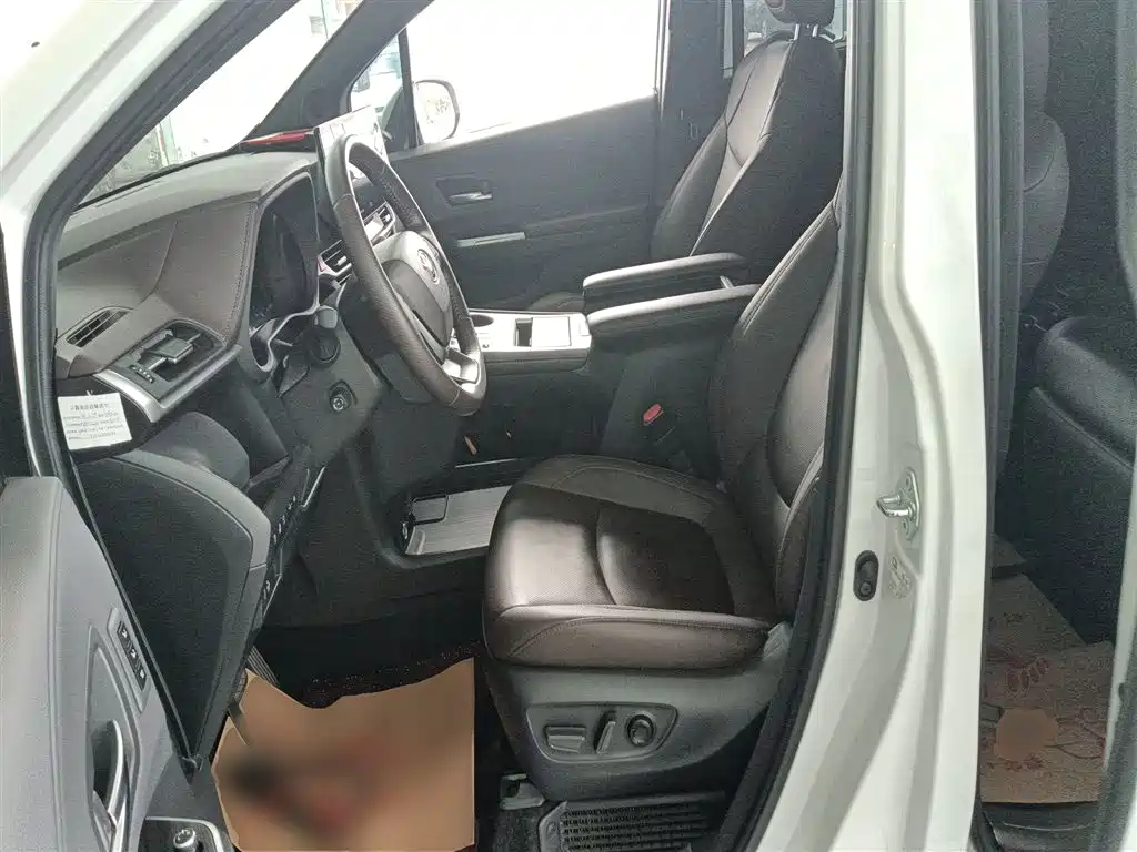 Toyota Sienna — фото 15