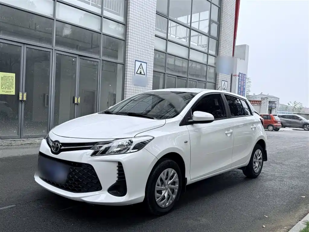 Toyota Vios FS — фото 2