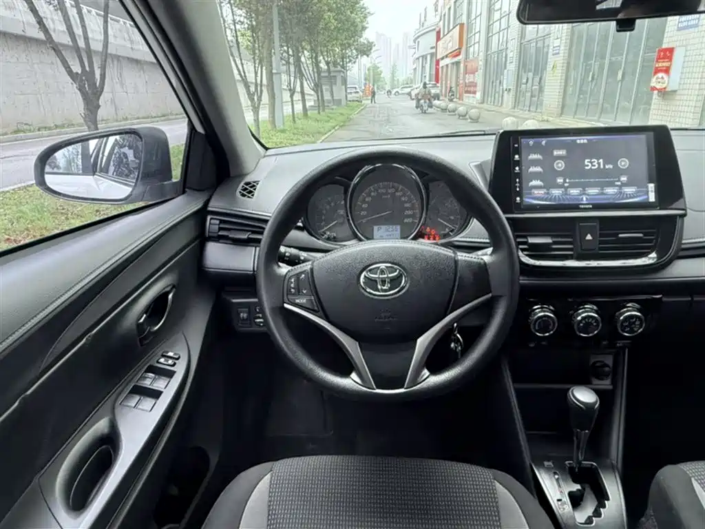 Toyota Vios FS — фото 20