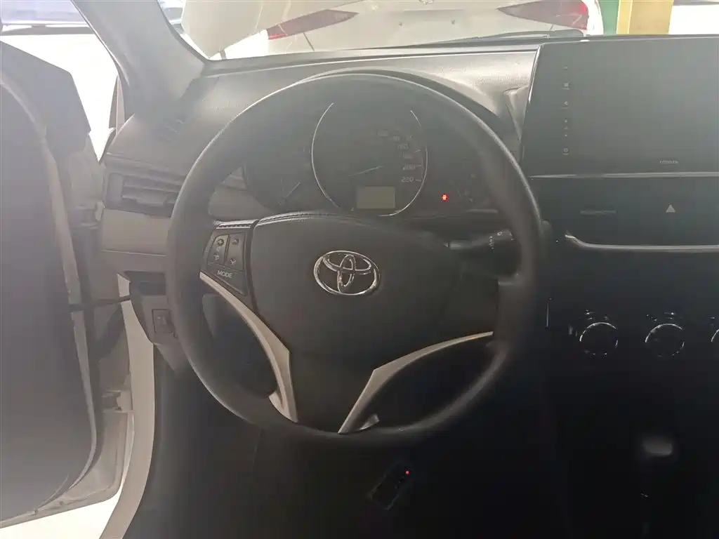 Toyota Vios FS — фото 3