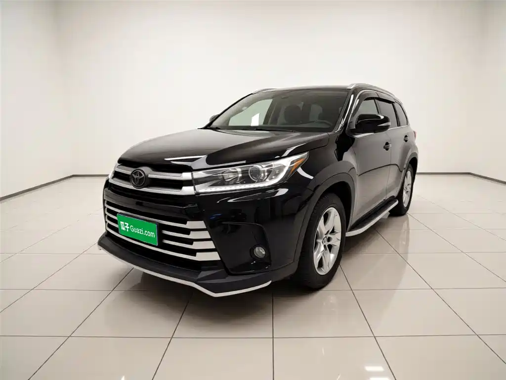 Toyota Highlander — фото 2