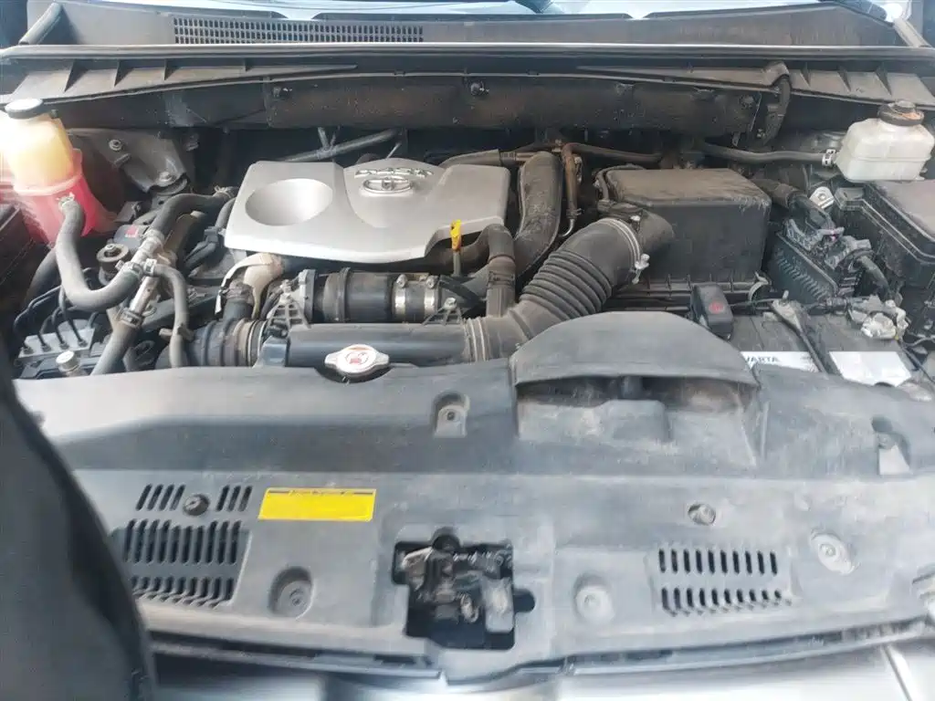 Toyota Highlander — фото 11