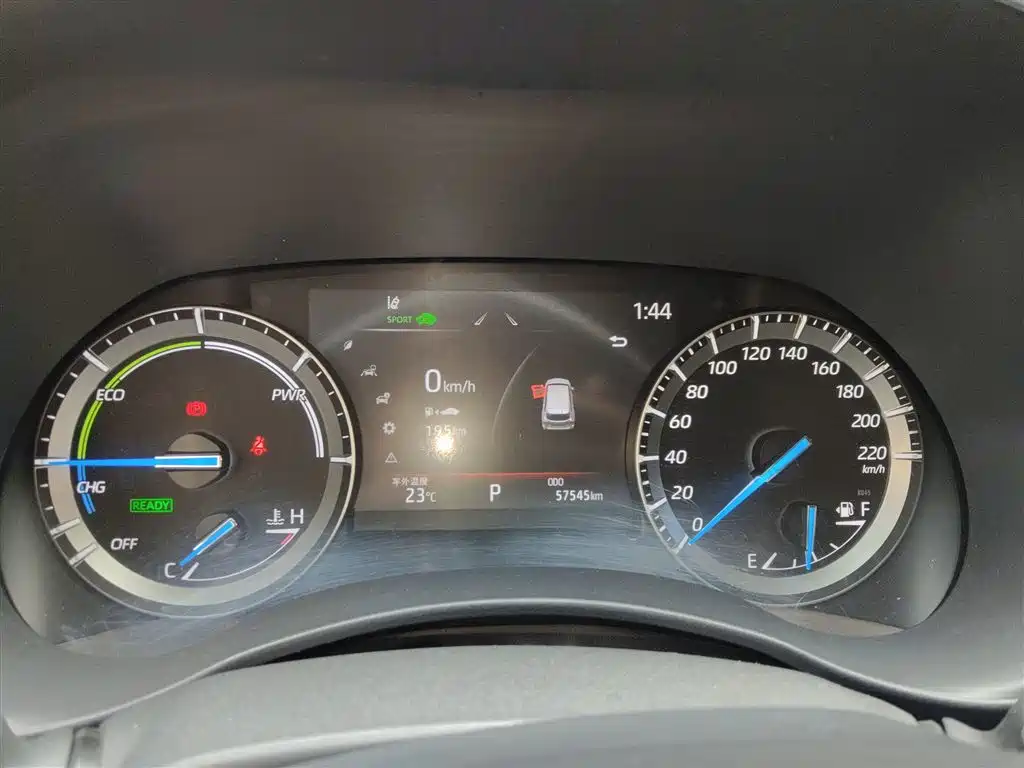 Toyota Highlander — фото 11