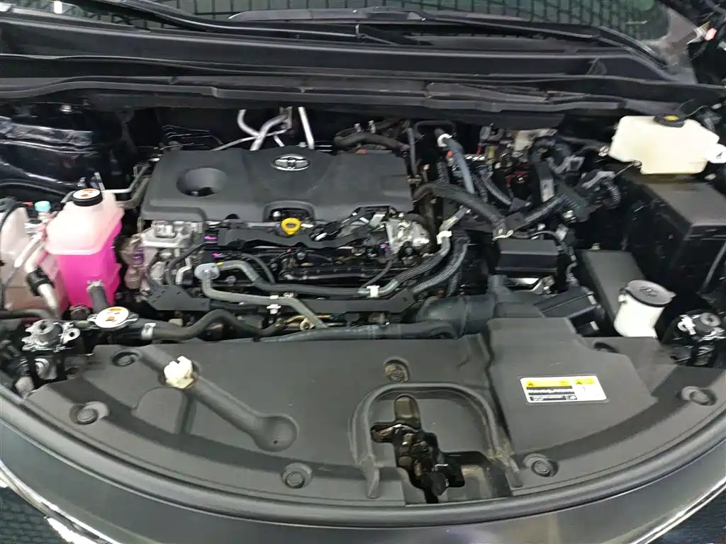 Toyota Sienna — фото 20