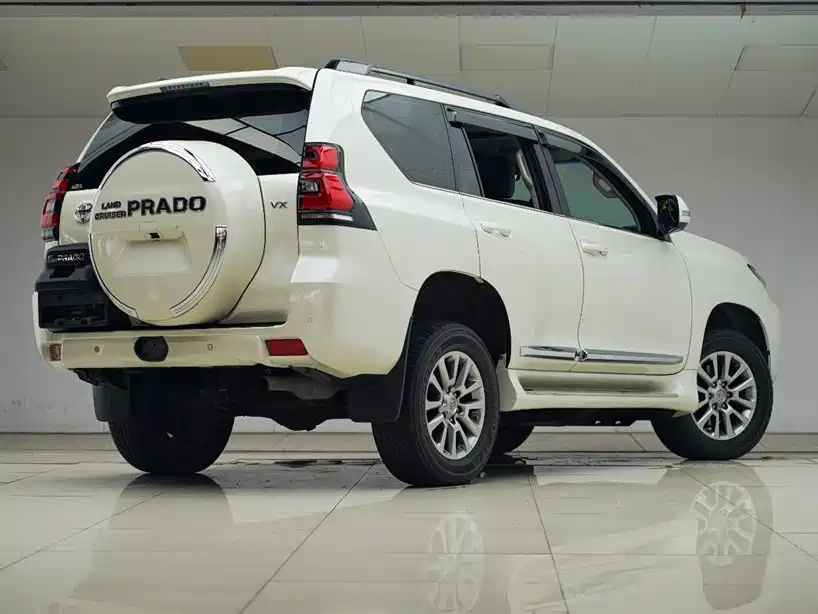 Toyota Prado — фото 20