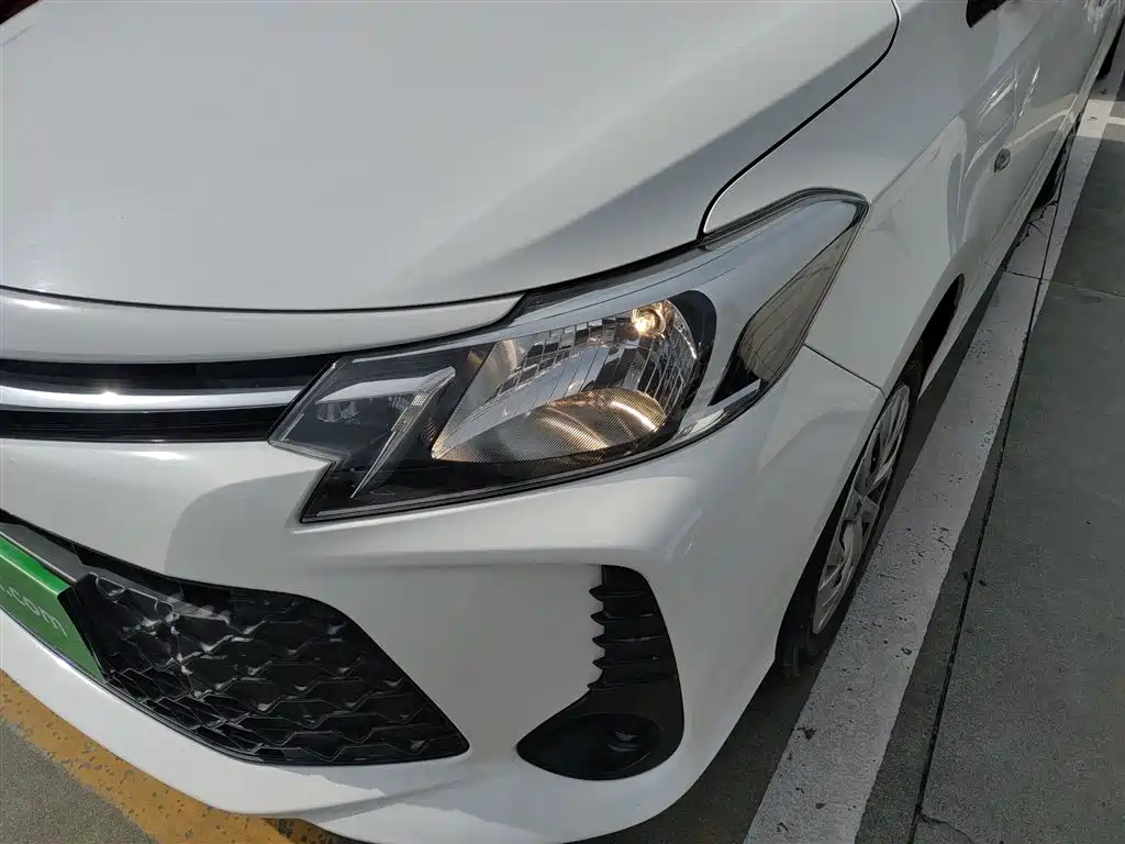 Toyota Vios FS — фото 18