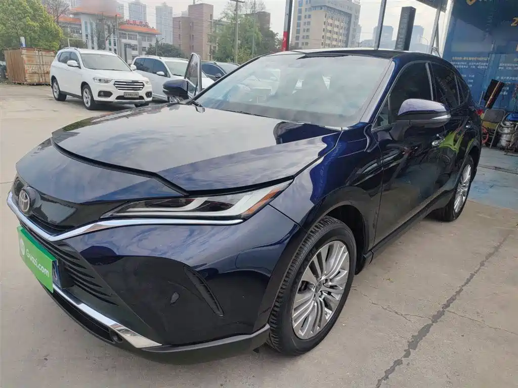 Toyota Harrier — фото 2