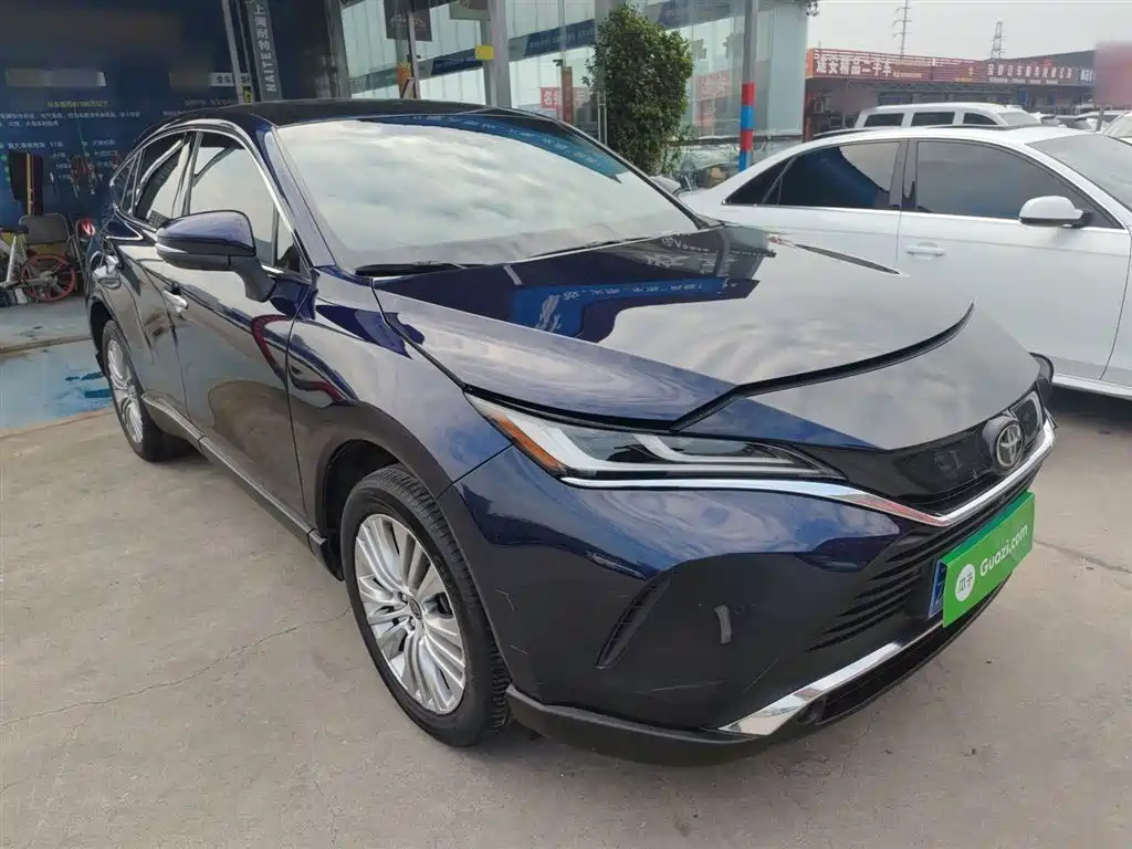 Toyota Harrier — фото 4