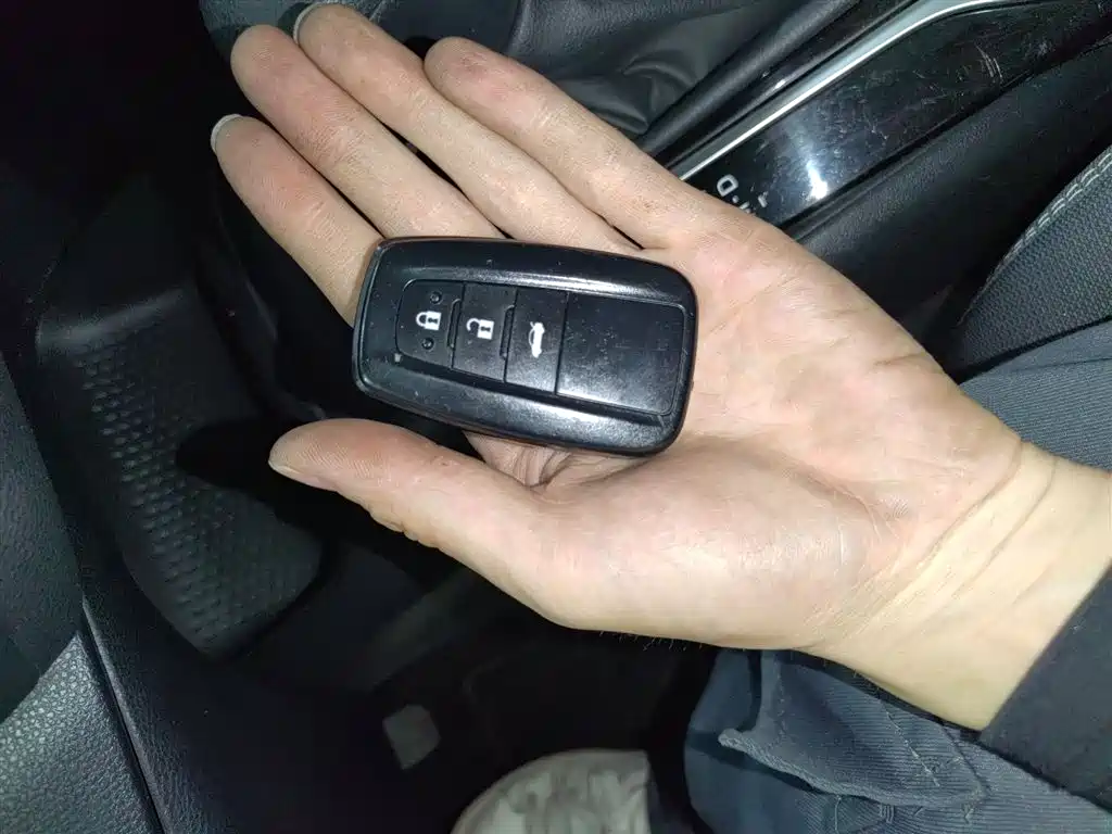 Toyota Allion — фото 17