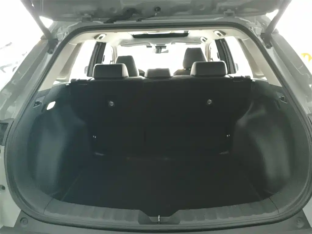 Toyota Corolla Cross — фото 9