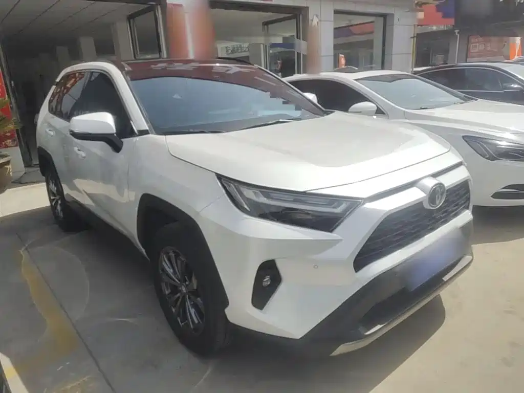 Toyota RAV4 — фото 4