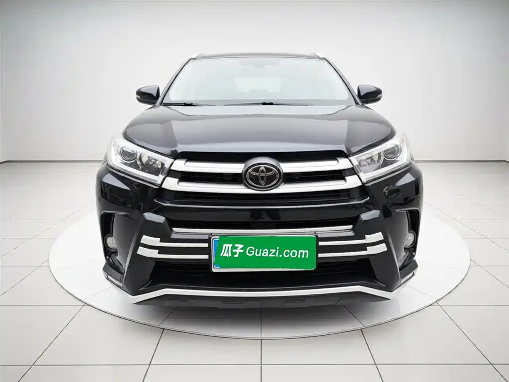 Toyota Highlander — фото 24