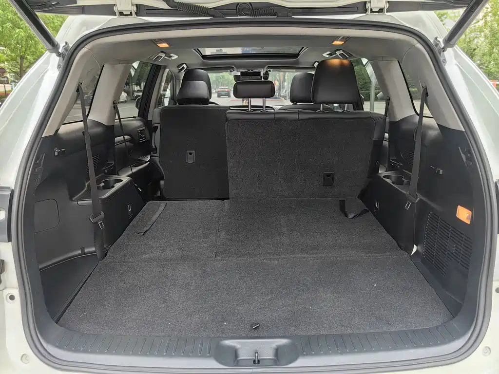 Toyota Highlander — фото 15