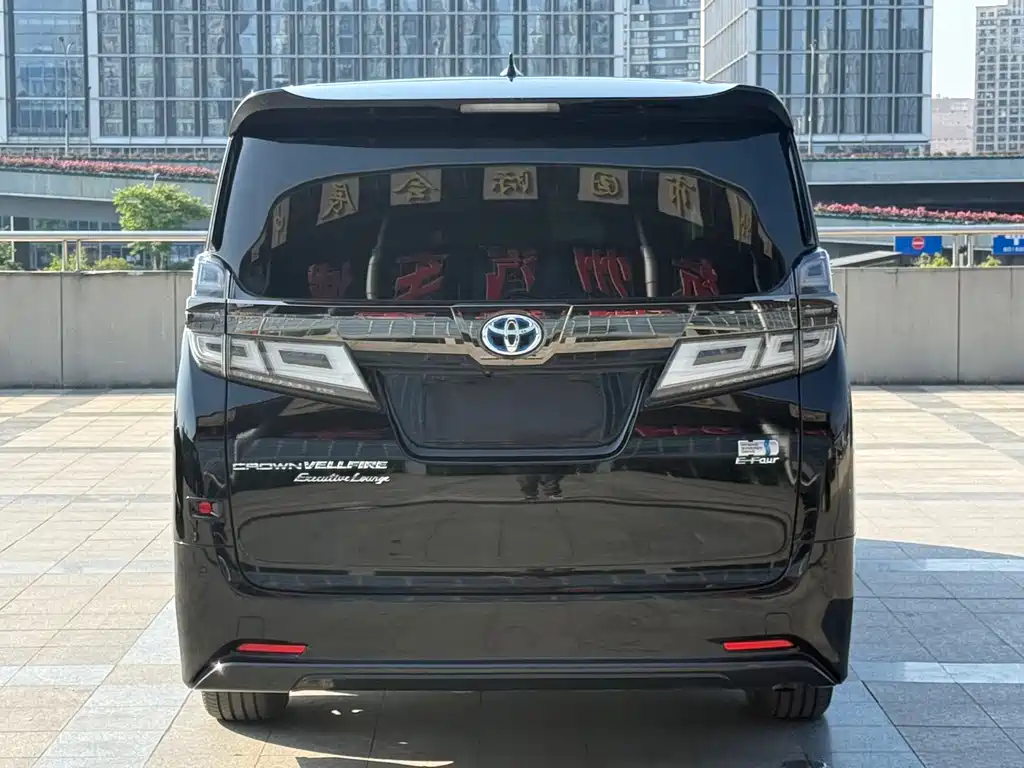 Toyota Vellfire — фото 17