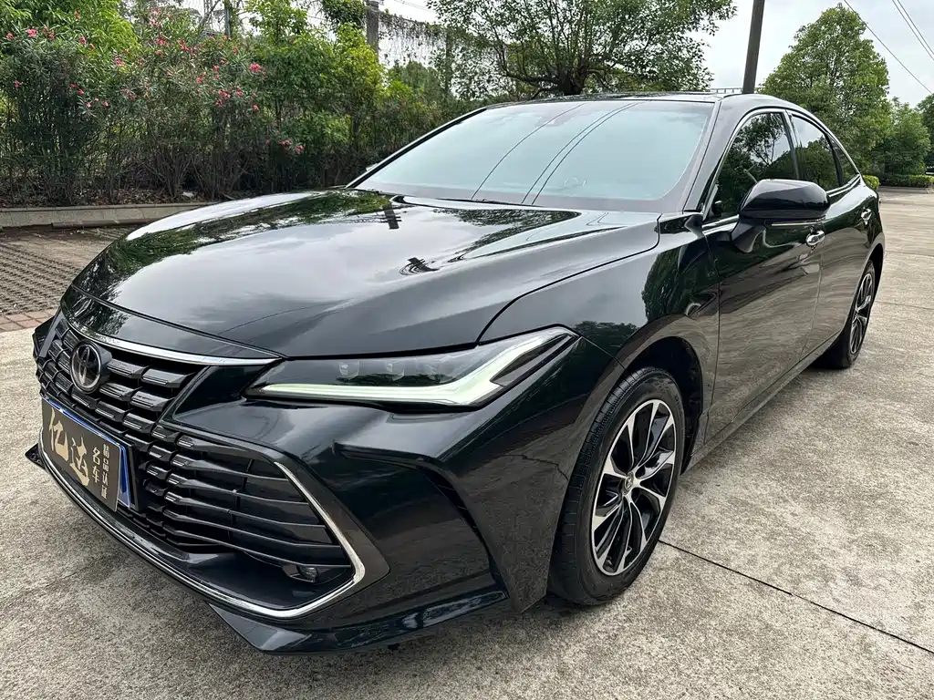 Toyota Avalon — фото 4
