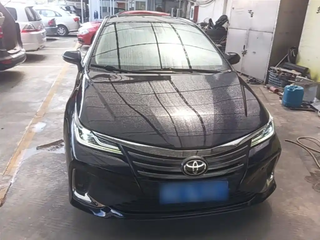 Toyota Allion — фото 3