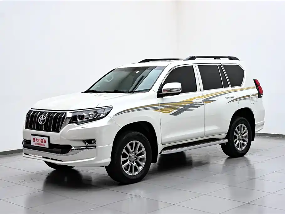 Toyota Prado — фото 2