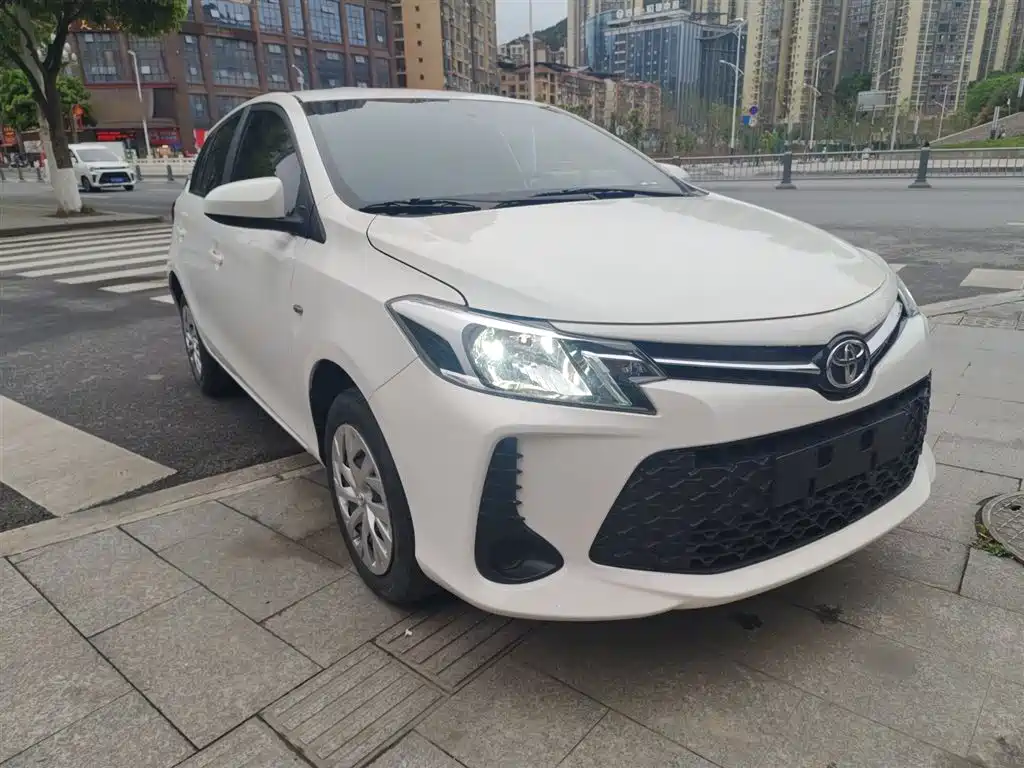 Toyota Vios FS — фото 4