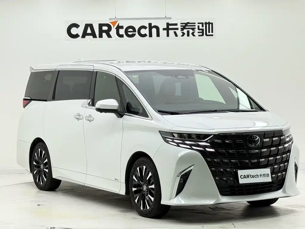 Toyota Alphard — фото 6