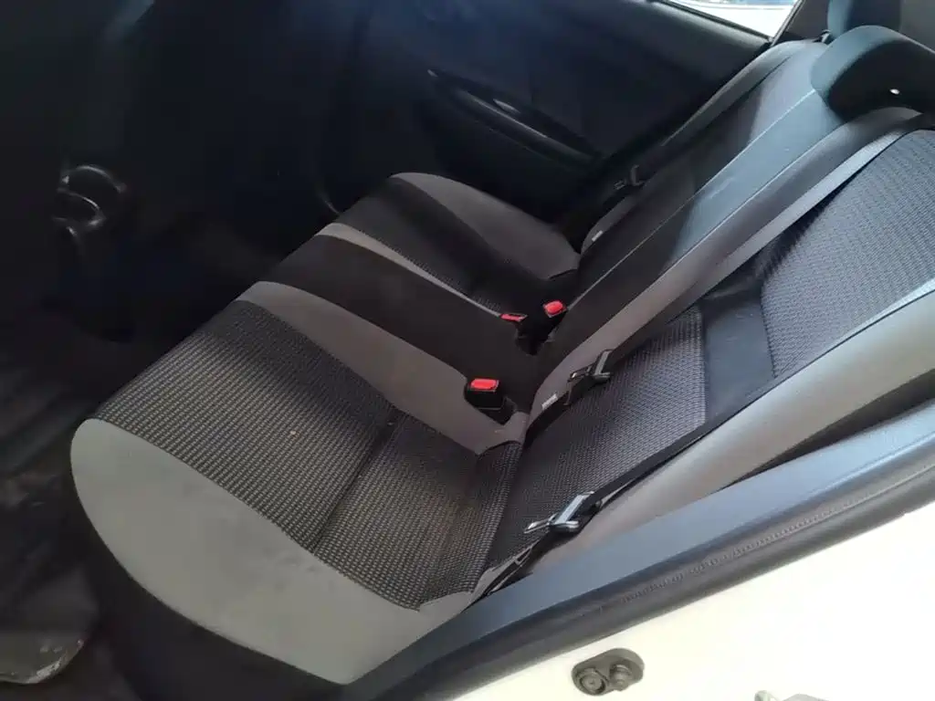 Toyota Vios — фото 17