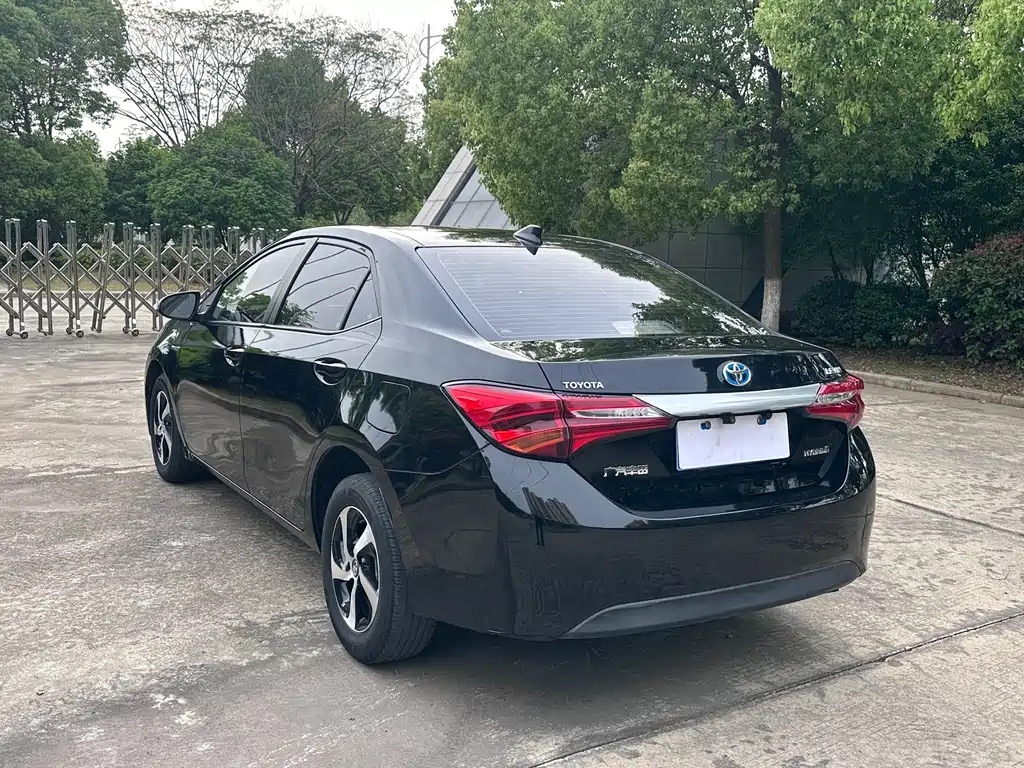 Toyota Levin — фото 17