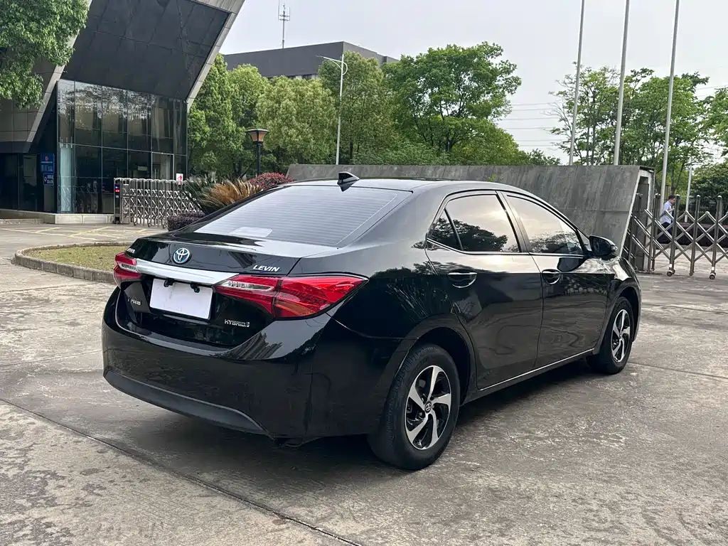 Toyota Levin — фото 19