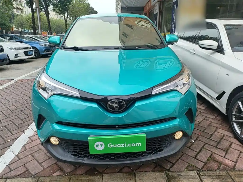 Toyota C-HR — фото 3
