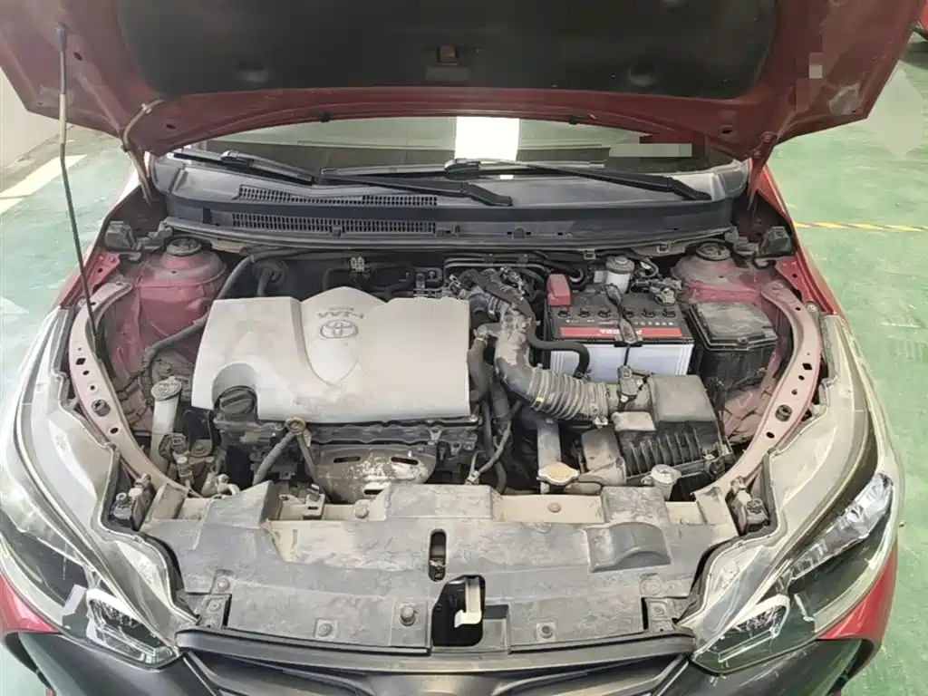 Toyota Yaris L — фото 20