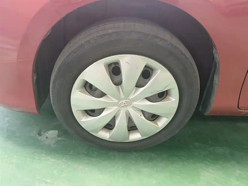Toyota Yaris L — фото 23