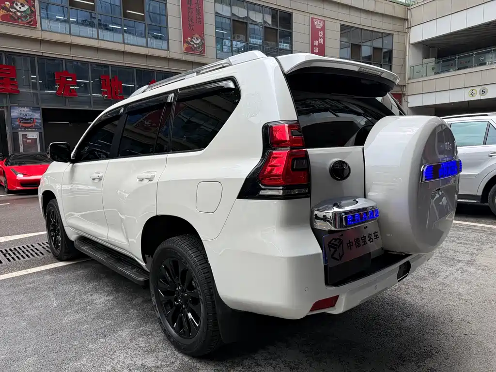 Toyota Prado (Import) — фото 4